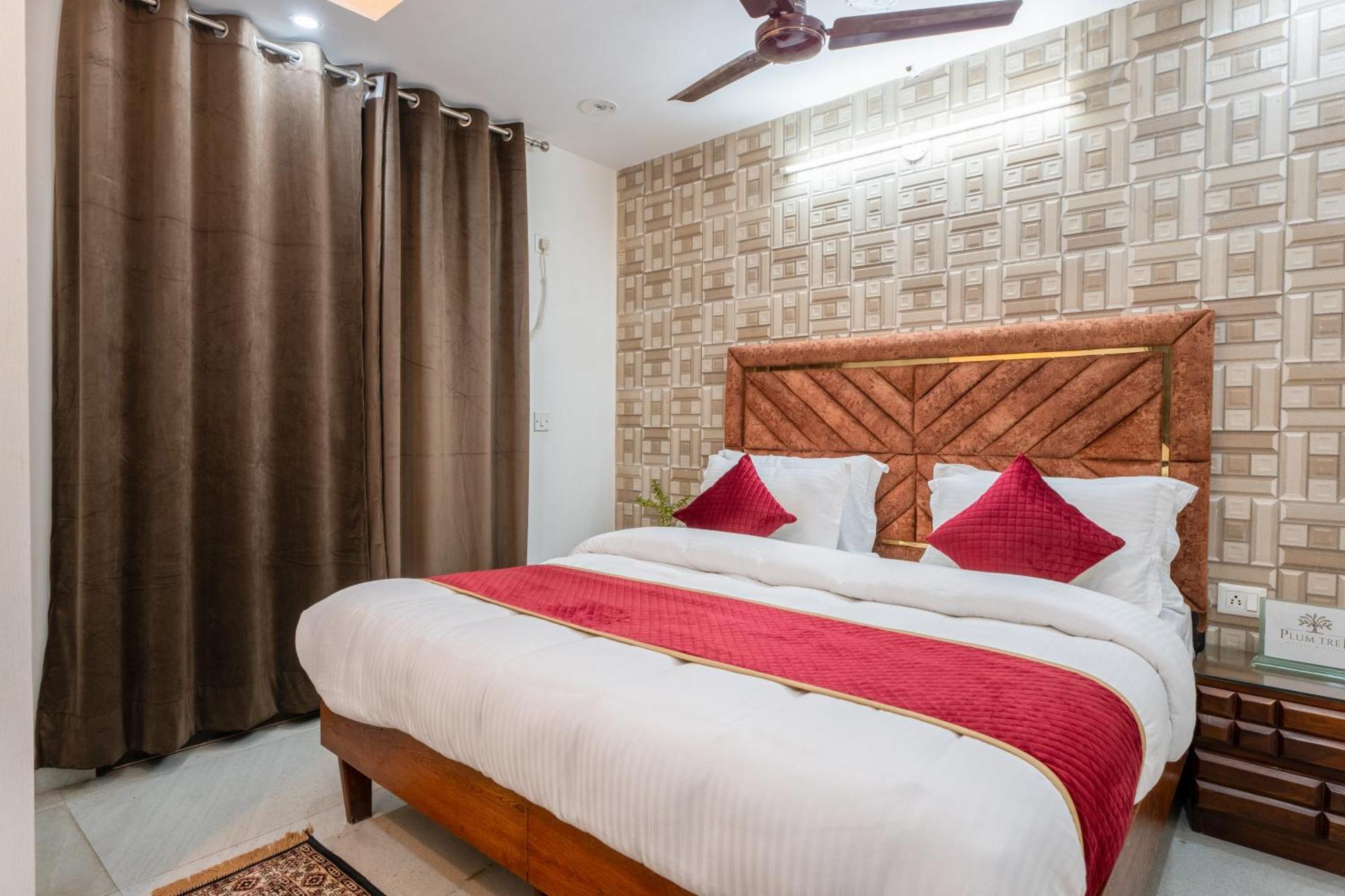 Plum Tree Hotels Gurgaon Exterior photo