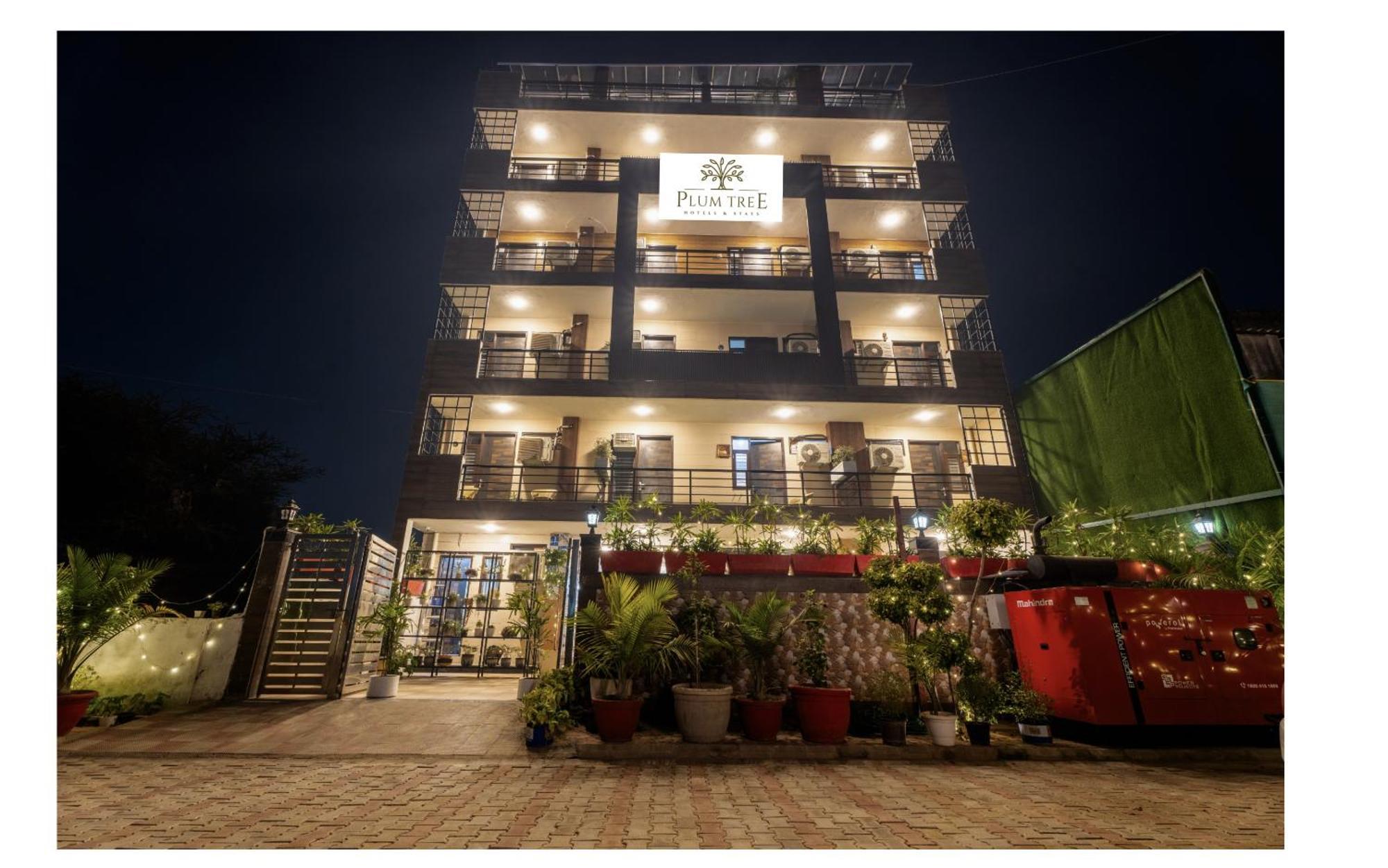 Plum Tree Hotels Gurgaon Exterior photo