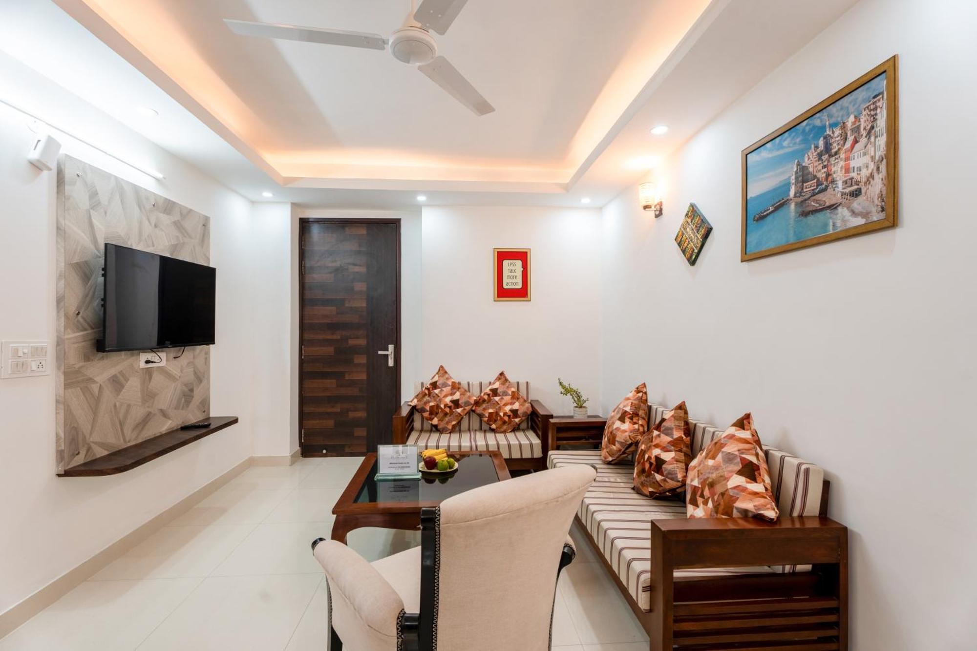 Plum Tree Hotels Gurgaon Exterior photo